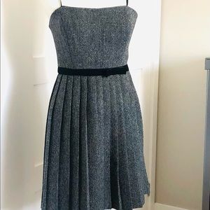 Short grey wool and black velvet dress